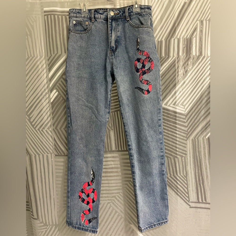 adika snake jeans !